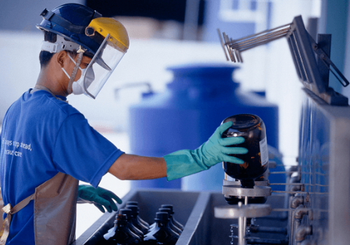 An Toàn Khi Sử Dụng Hóa Chất