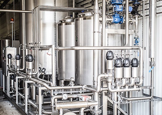 ve-sinh-he-thong-cip-nghanh-bia